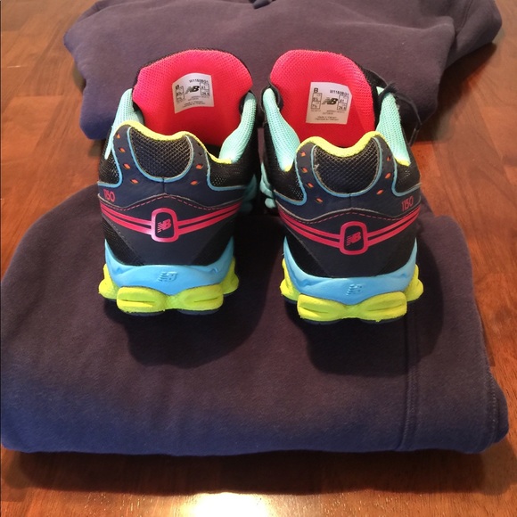 🚫SOLD🚫New Balance Training Shoes🏃🏽‍♀️ - Picture 3 of 8